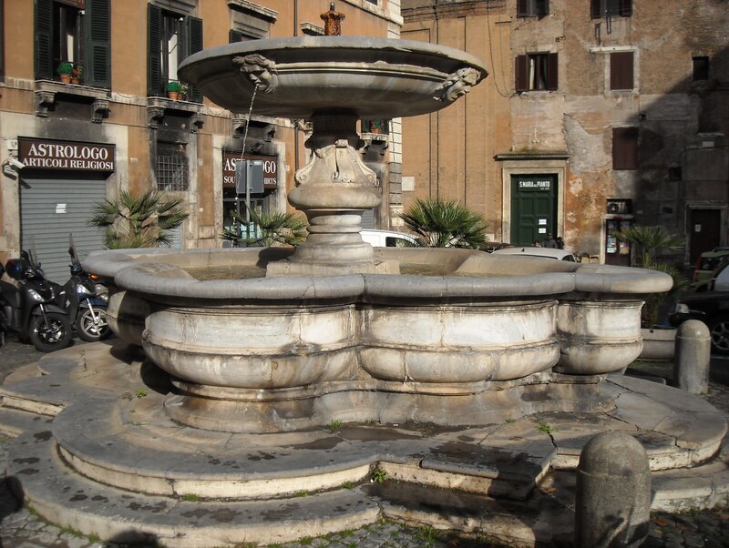 Daytime photo of Fontana del Pianto Rome showing Gorgon detail and Renaissance structure